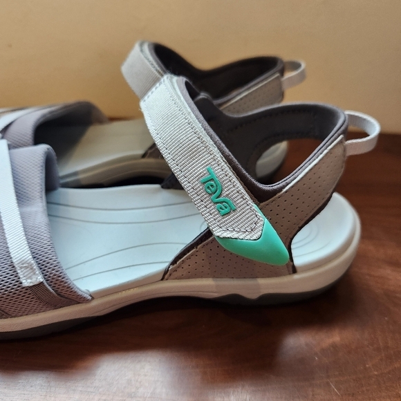 Teva Closed Toe Sandal Strappy Gray Comfort 9.5 - Picture 10 of 12